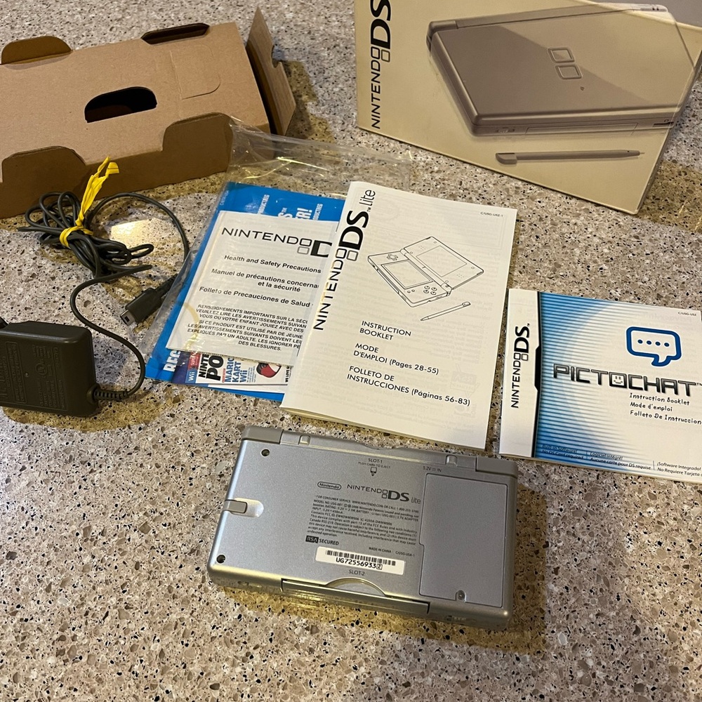 Nintendo, DS lite new inbox. Box has been opened. Never used